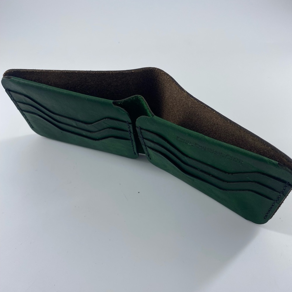 Mens bifold wallet